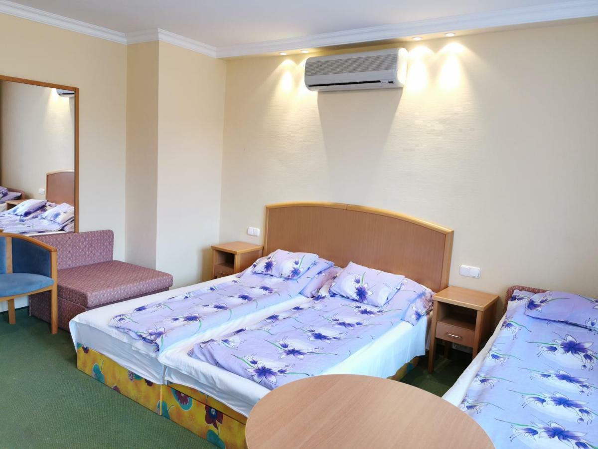 Apartment Pension Rideg Хевиз Экстерьер фото