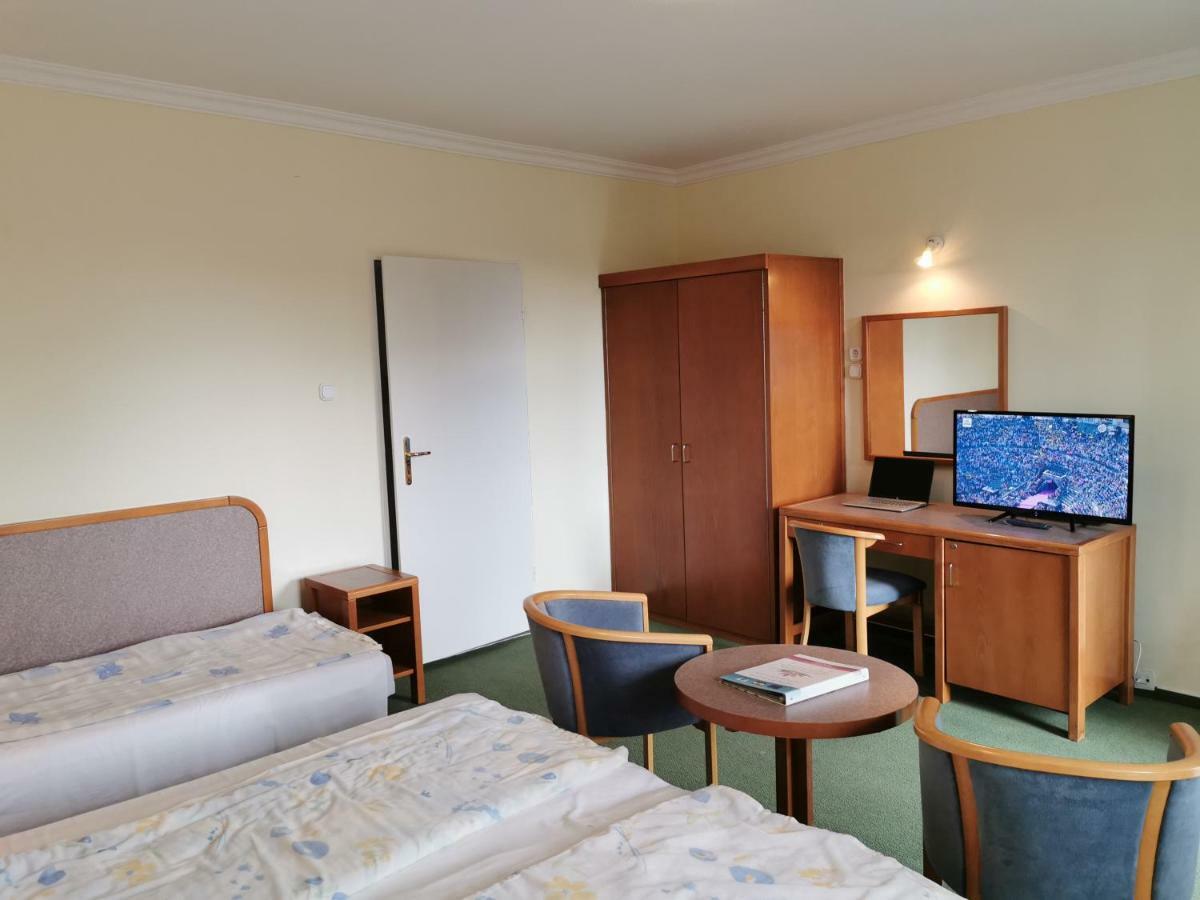 Apartment Pension Rideg Хевиз Экстерьер фото