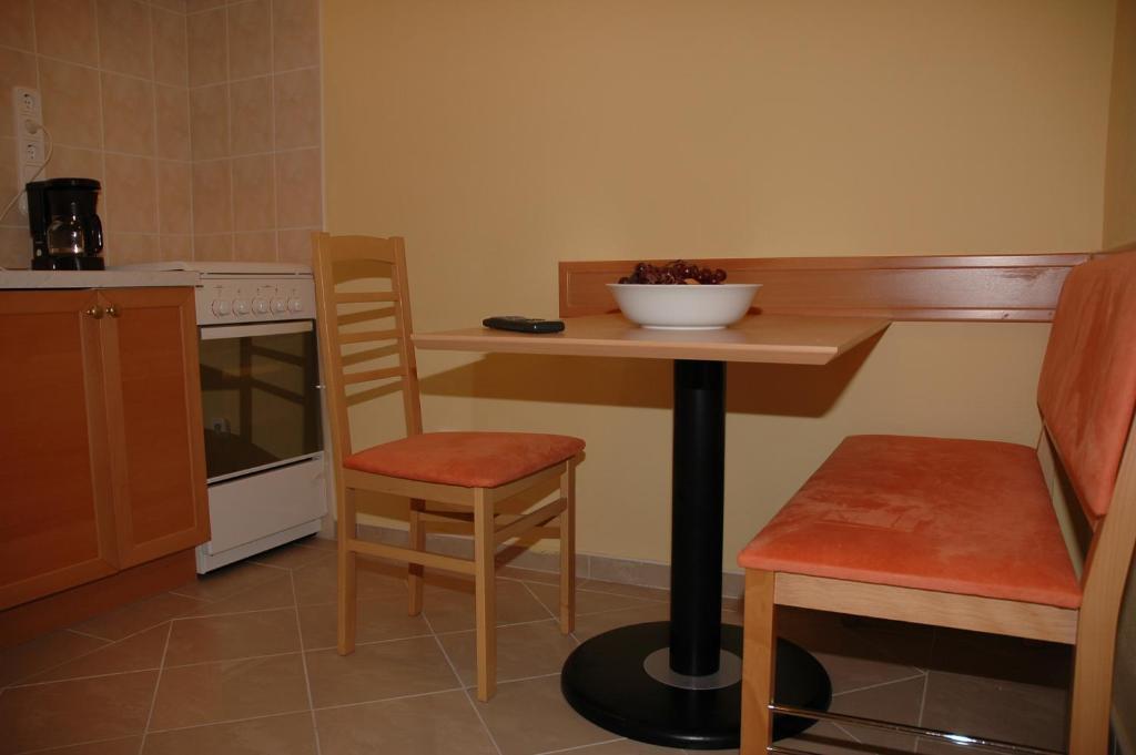 Apartment Pension Rideg Хевиз Номер фото